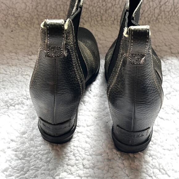 Sorel Joan Chelsea Bootie 9.5 Wedge Ankle Boot Quarry Gray Black Leather - Picture 4 of 8